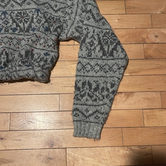 Vintage Crop Sweater Size L - Picture 3 of 6